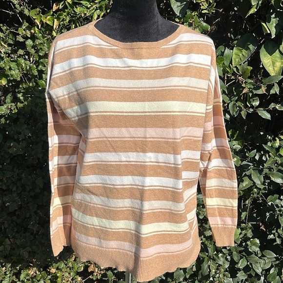 J. Jill Relaxed Fit Pullover Sweater Women’s Size Small Long Sleeve Soft Knit - Picture 3 of 6